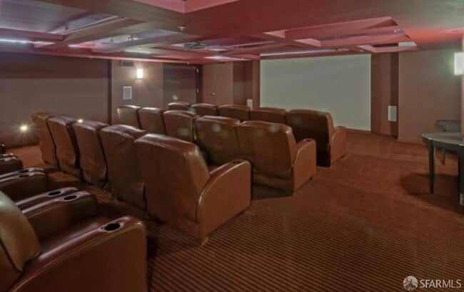 Building Photo - 555 4th St