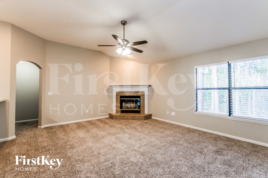 Building Photo - 5541 Broadgate Ct