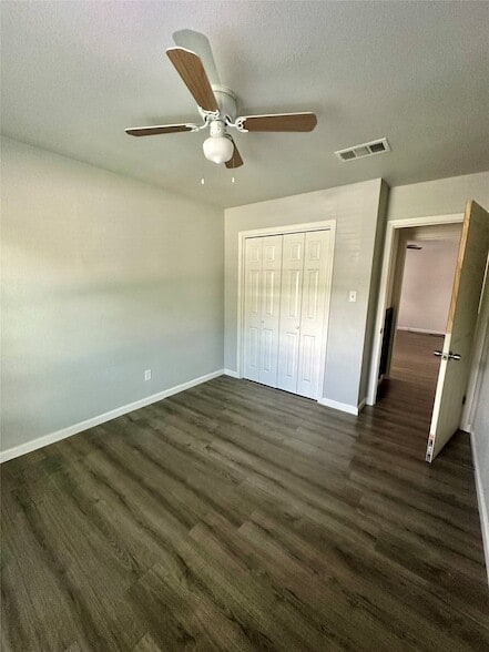 Building Photo - 6524 Blue Grass Dr