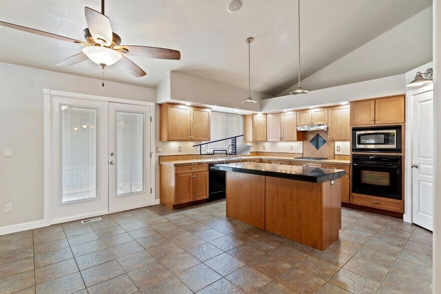 Building Photo - 2368 N 650 E