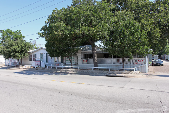 Primary Photo - Las Palmas Mobile Home Park