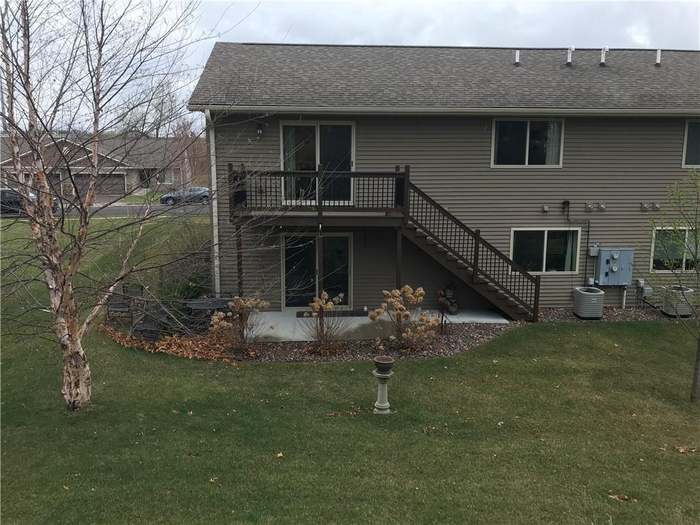Building Photo - 646 Blue Karner Dr