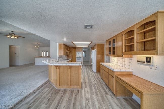 Building Photo - 3011 Pebble Beach Ave