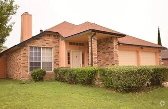 Building Photo - 1117 Brewer Dr