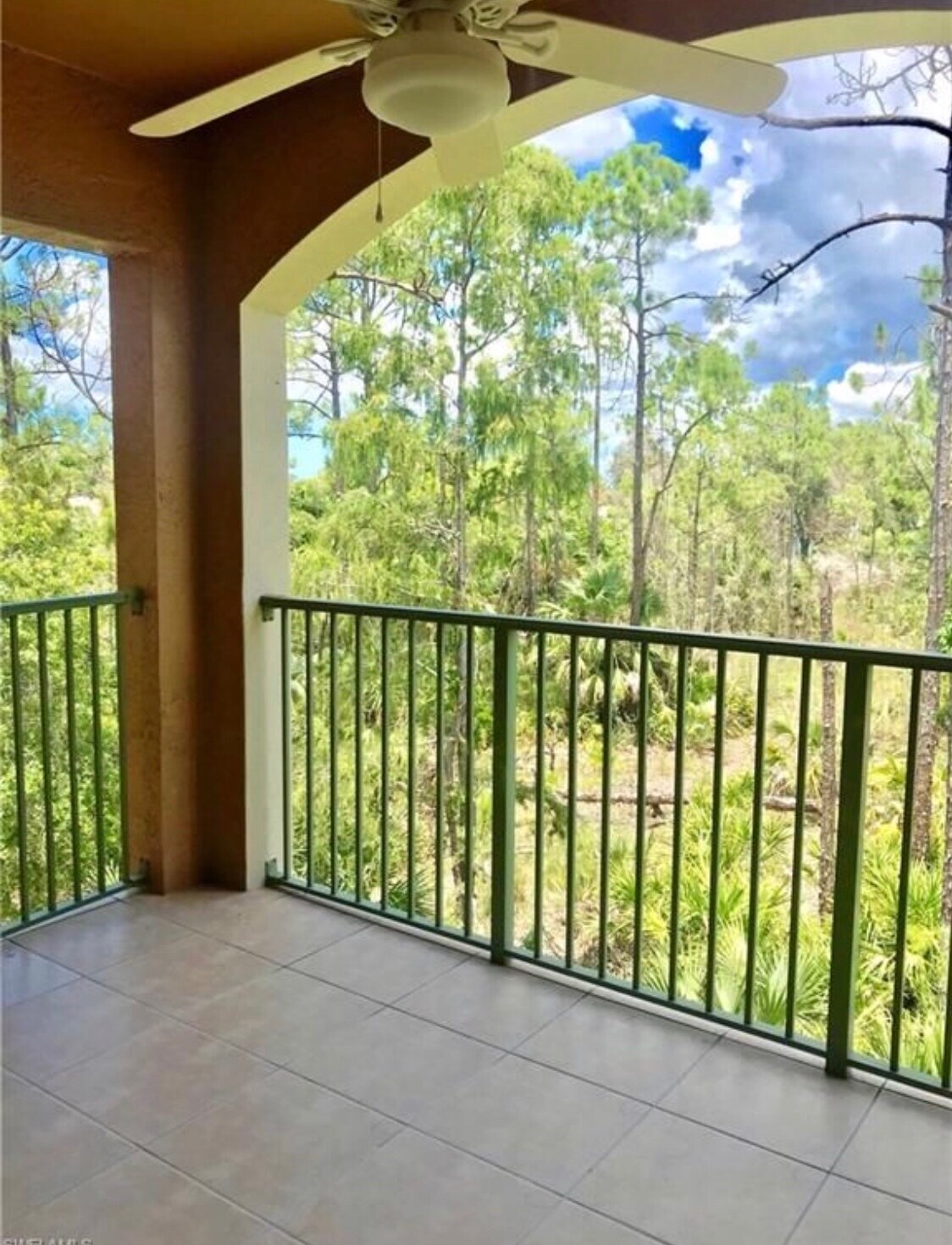 Building Photo - 1220 Wildwood Lakes Blvd