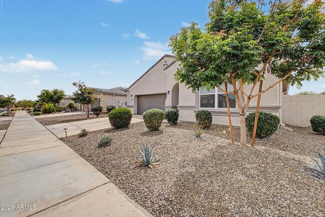 Building Photo - 18363 W Whispering Wind Dr