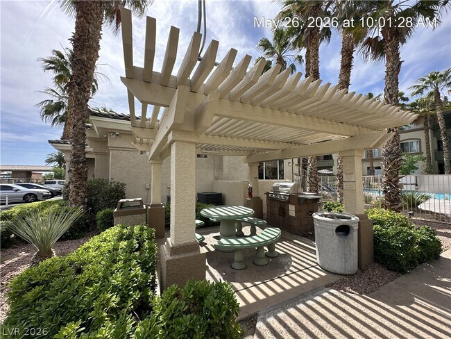 Building Photo - 7143 S Durango Dr