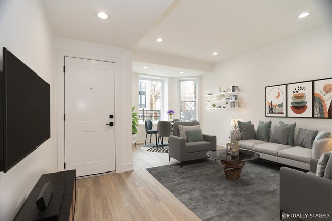 Building Photo - 1723 W Pierce Ave