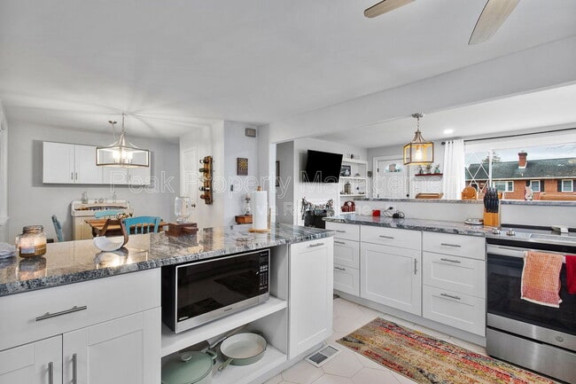 Building Photo - 5517 Danley Ln