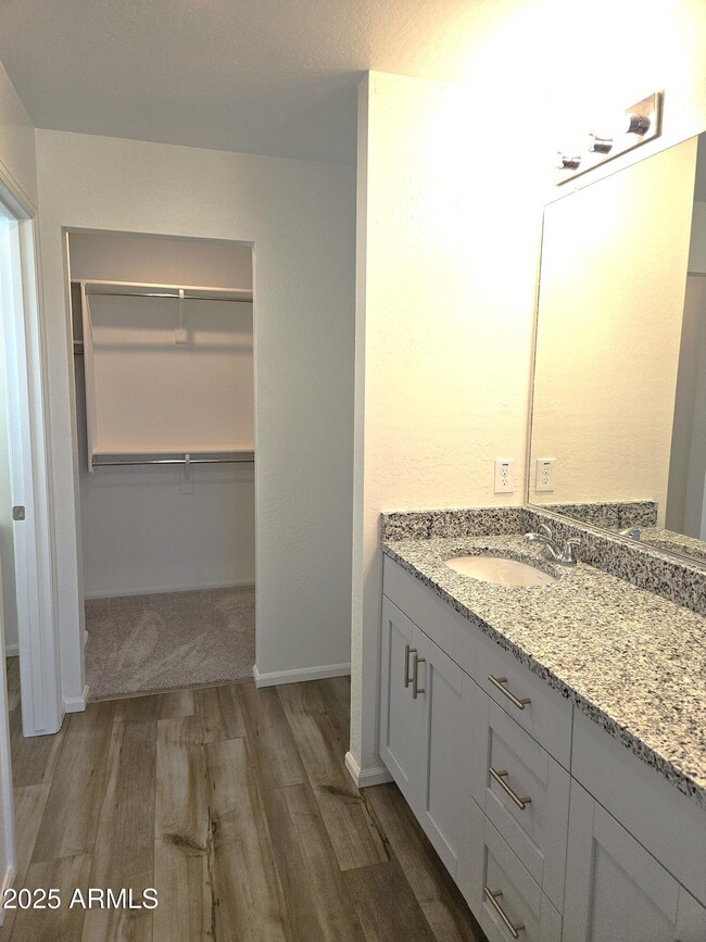 Building Photo - 1312 W Inca Dr