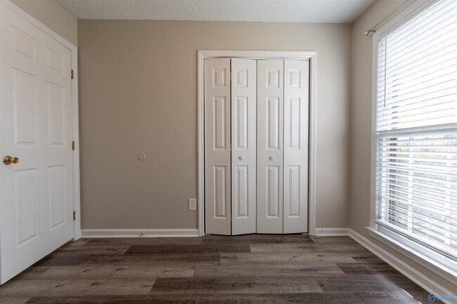 Building Photo - 107 Bridgestone Dr NE