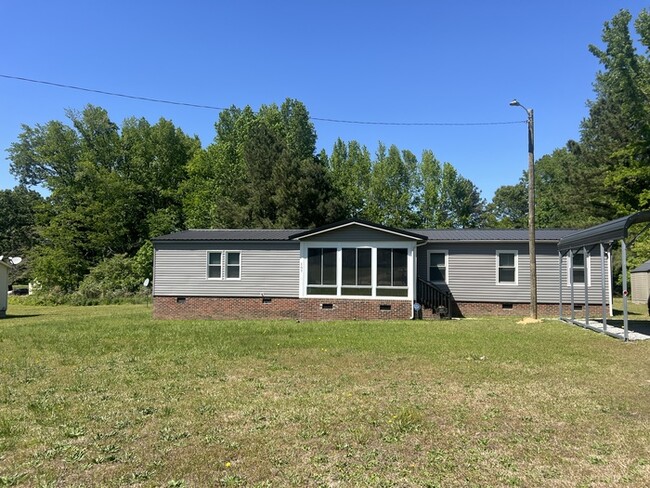 Primary Photo - 107 Cavalier Ln