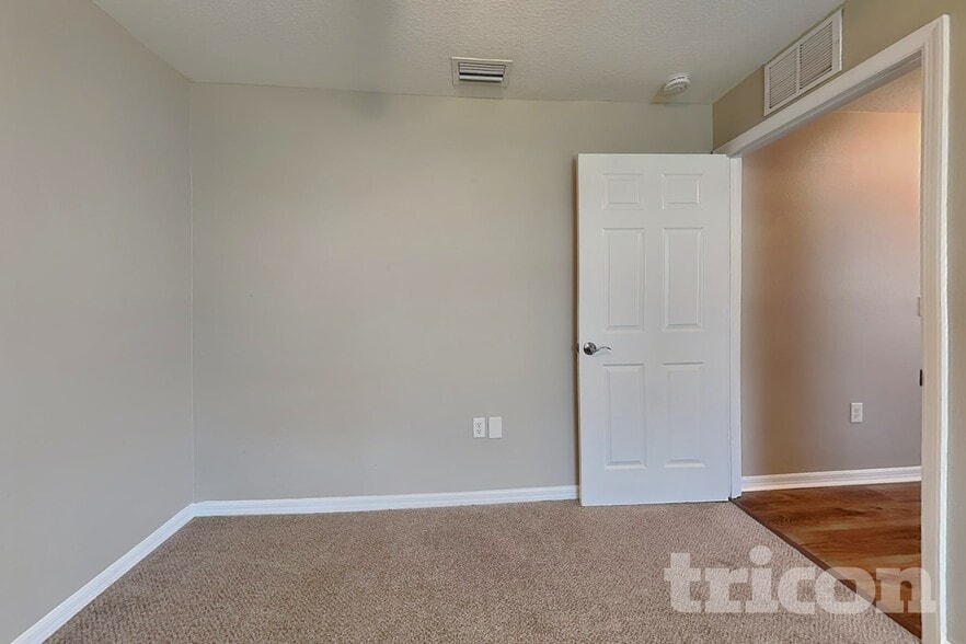 Building Photo - 1119 Shared Passion St