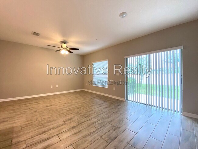 Building Photo - 302 Cedar Bark Ln