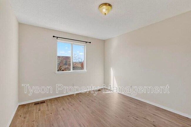 Building Photo - 6605 Ventana Hills Rd NW