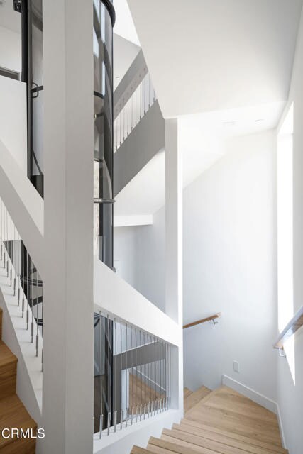 Building Photo - 314 N Kalorama St