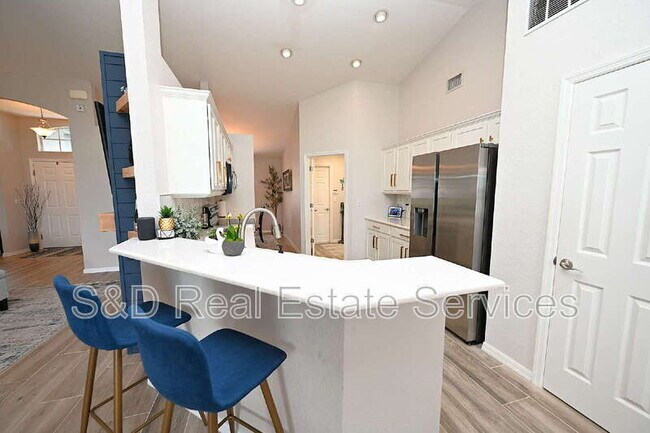 Building Photo - 5179 White Egret Ln