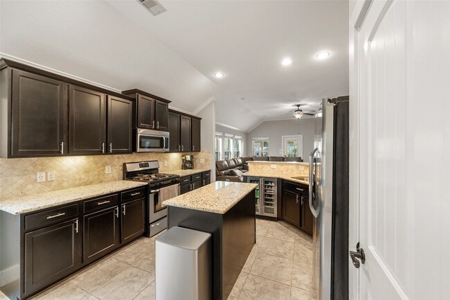 Building Photo - 9534 Knox Prairie Ct