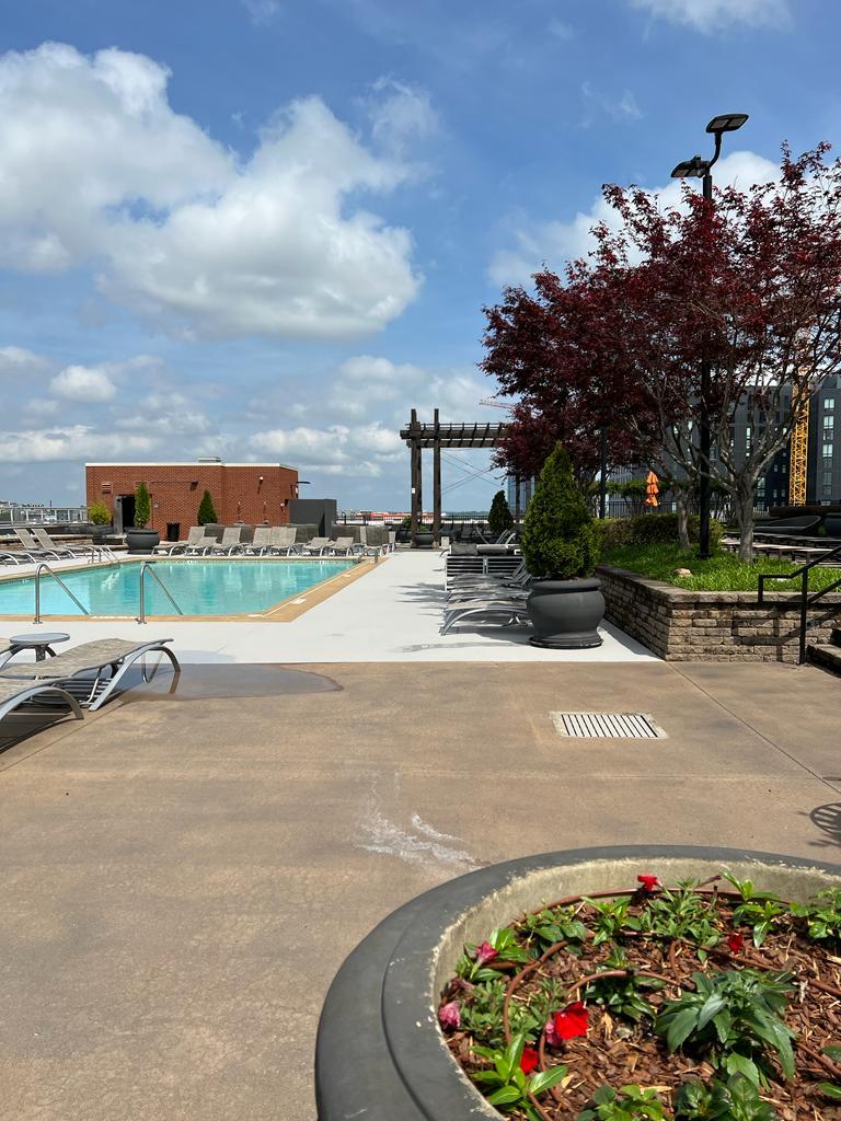 Building Photo - 600 12th Ave S