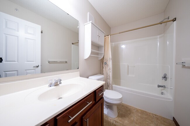 Building Photo - 5128 Yuma Ln N