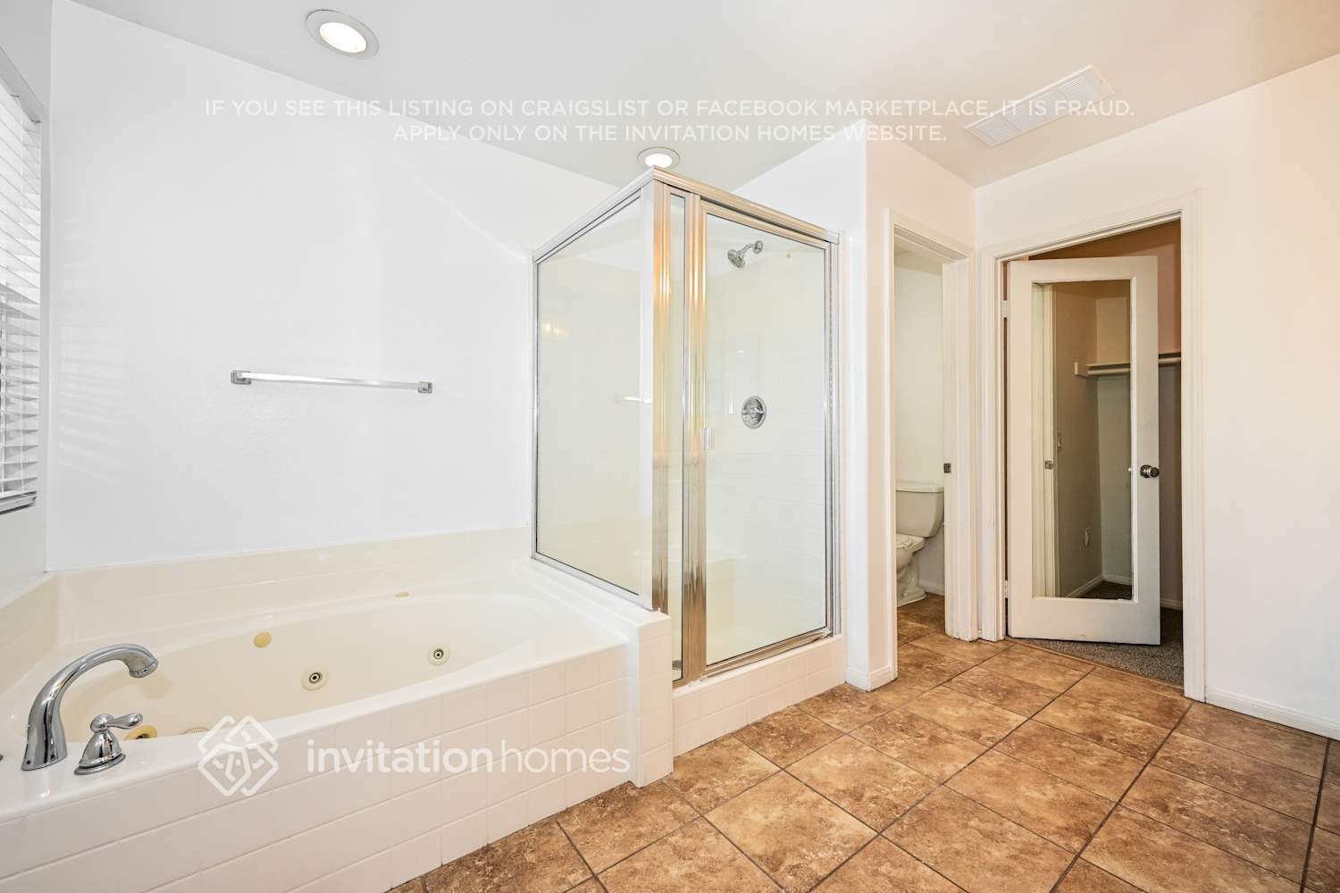 Building Photo - 9167 S Cullen Wy