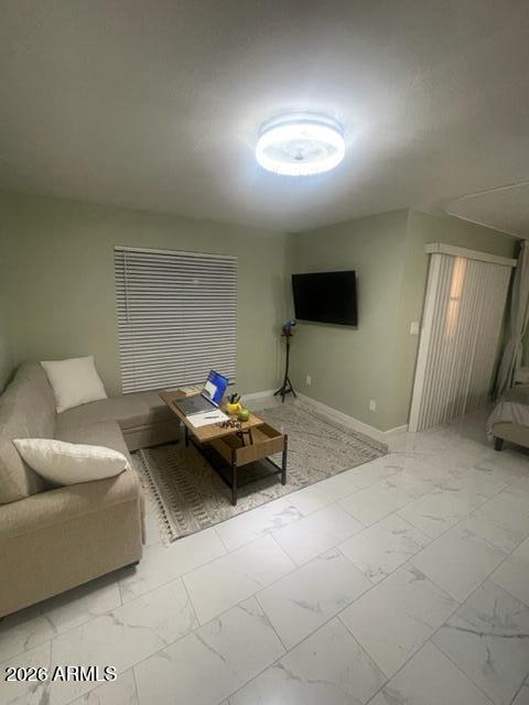 Building Photo - 3131 W Cochise Dr
