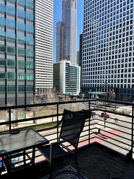 Building Photo - 130 S Canal St