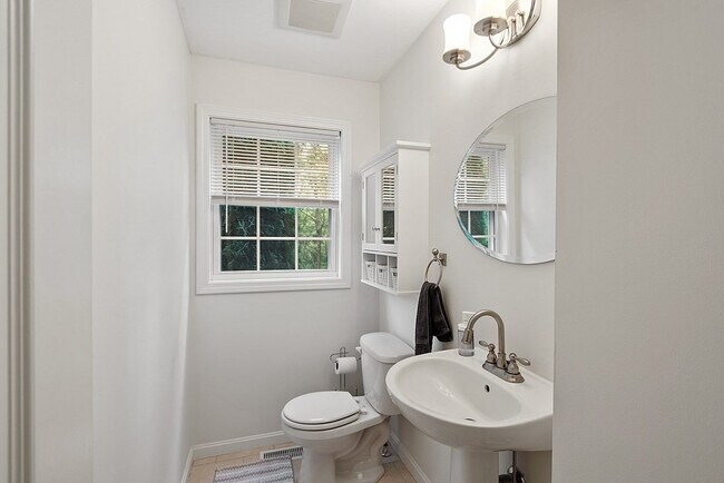 Building Photo - 11 Merrimac Way