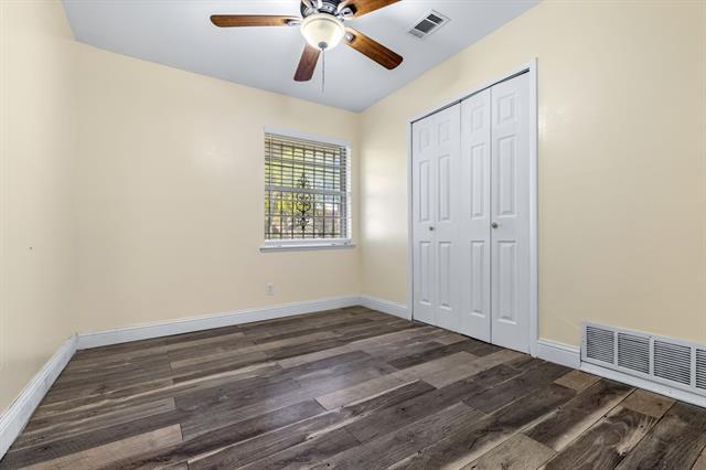 Building Photo - 1105 Lawson Dr