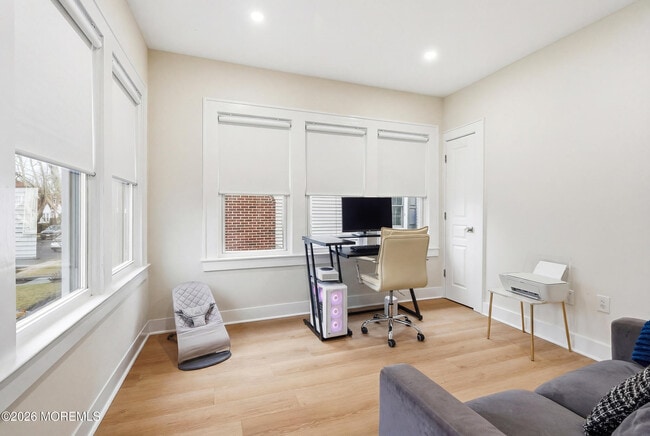 Building Photo - 14 Norwood Ct