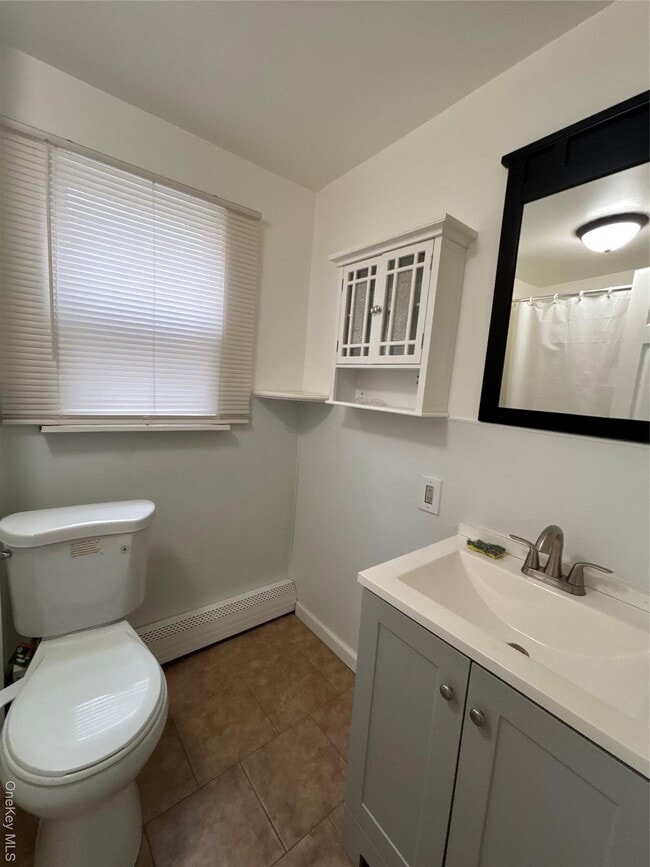 Building Photo - 135 5th Ave