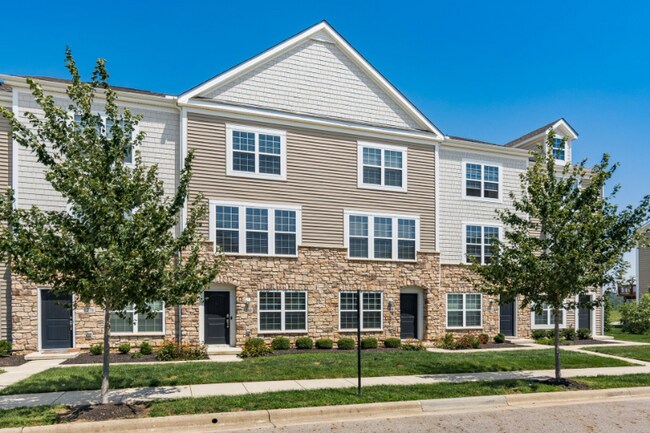 Building Photo - 280 Autumn Ridge Cir