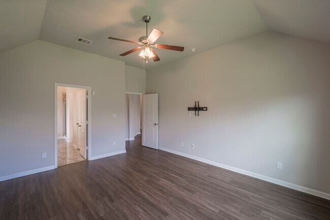 Building Photo - 7418 Masters Dr