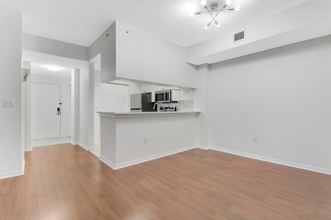 Building Photo - 2809 Amalei Dr