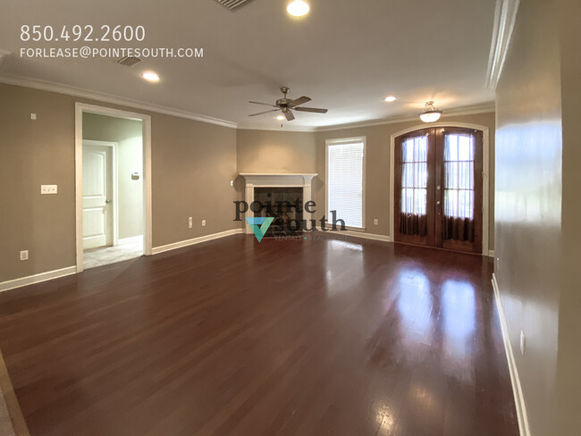 Building Photo - 9426 Sanibel Loop