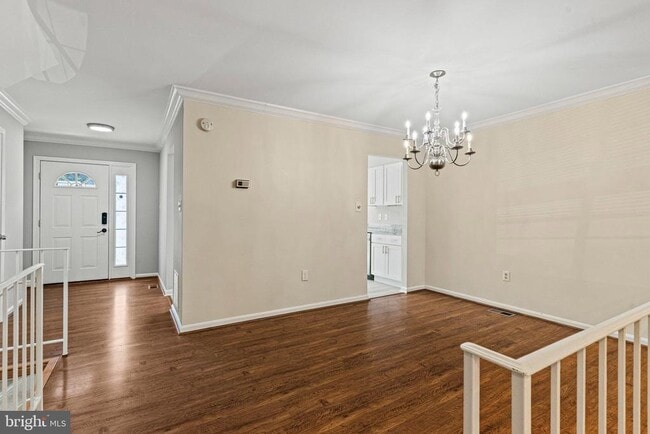 Building Photo - 6632 Green Ash Dr