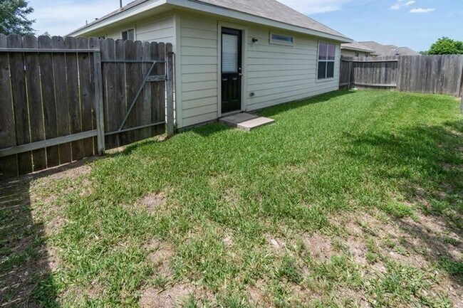 Building Photo - 6014 Sugar Field Ln