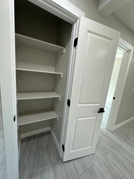 2nd Linen Closet - 1331 W Speedway Blvd