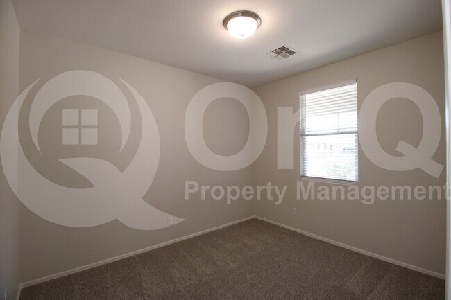 Building Photo - 7425 W Darrel Rd