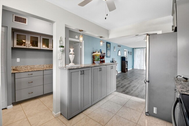 Building Photo - 2016 S Federal Hwy