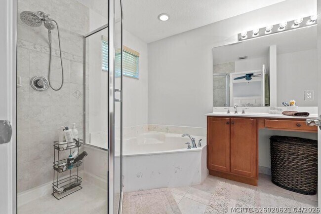 Building Photo - 7221 Briella Dr