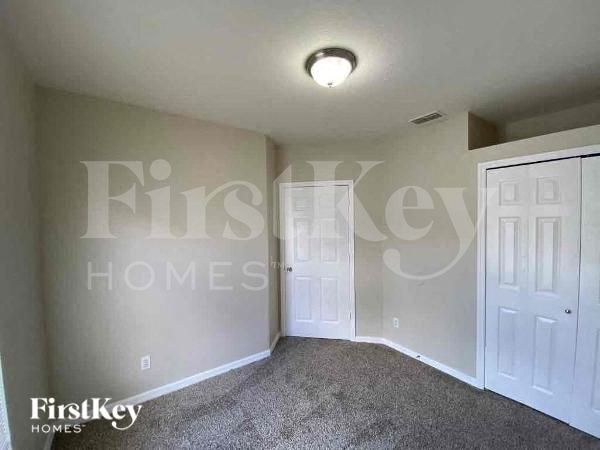 Building Photo - 3343 Monday Terrace