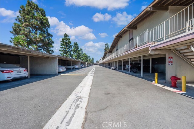 Building Photo - 802 Coriander Dr