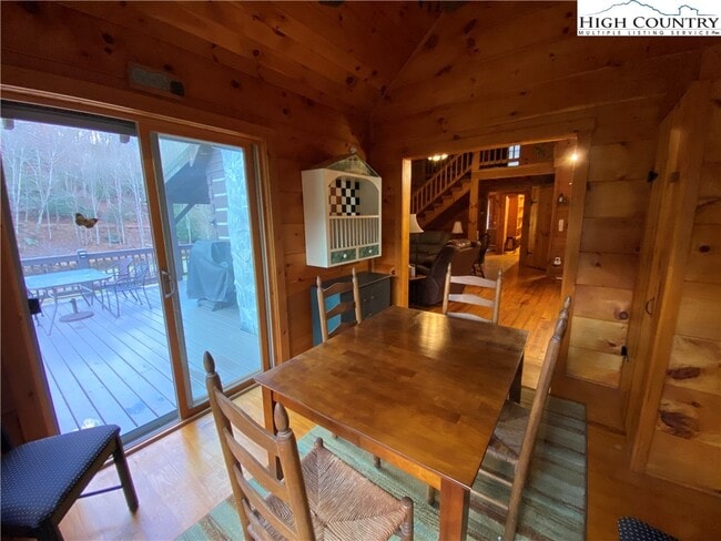 Building Photo - 329 Ballou Mills Rd