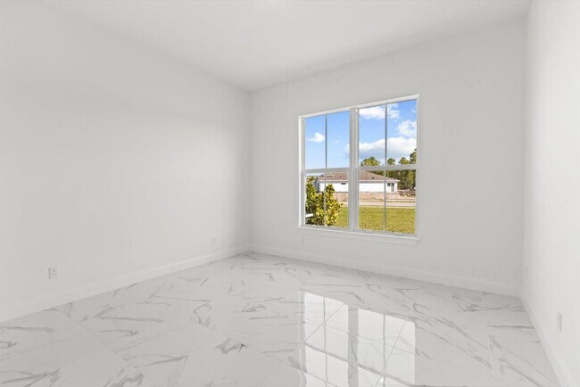 Building Photo - 10264 Field Flower Trl