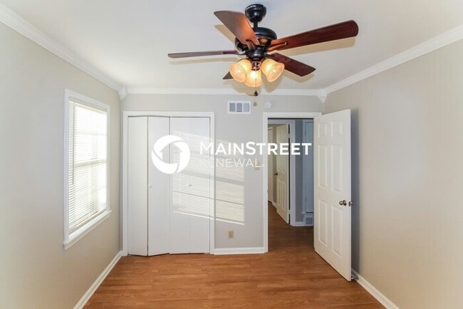 Building Photo - 3 Bedroom Pet-Friendly Home in memphis, TN...