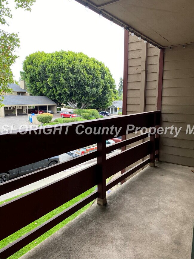 Building Photo - AVAILABLE JULY - Nice Downtown SLO Condo - 2 Bedroom / 1 Bathroom