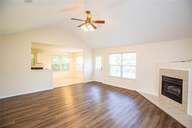 Building Photo - 2 Watling Ln