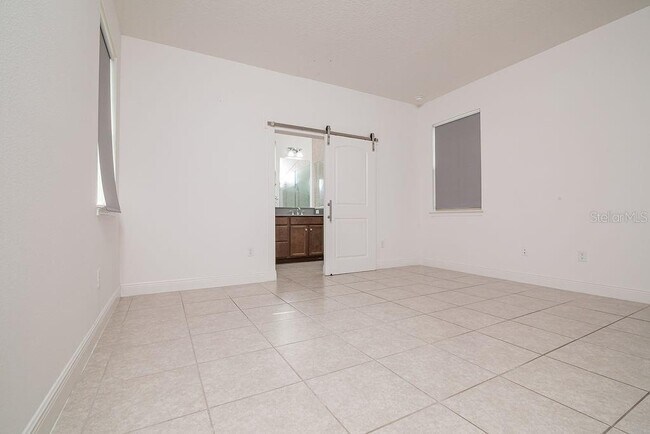 Building Photo - 7508 Wing Span Wy