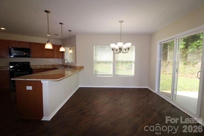 Building Photo - 13011 Lake Erie Ln